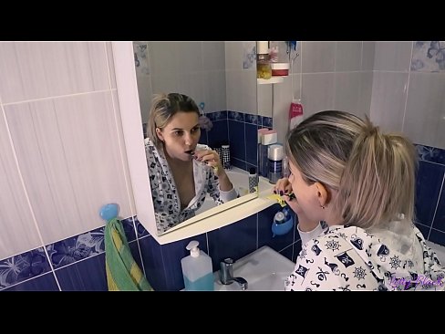 ❤️ פריצה עם צעירים בפיג'מה מסתיימים אוראלי בהצטיינות בתחת - לי שחור פורנו תוצרת בית ב-iw.sexafinkarasskaz.ru ﹏